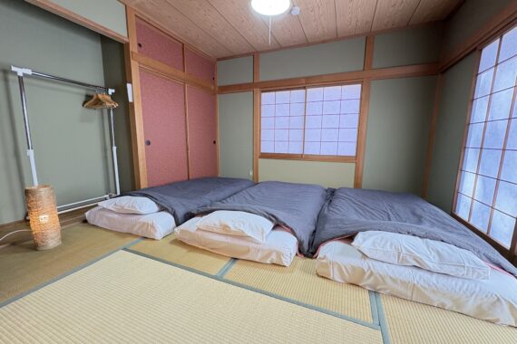 クラレンス｜1階和室8帖寝具3組